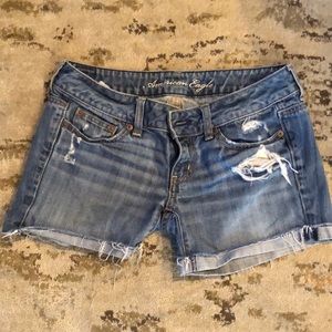 American eagle denim cut off shorts